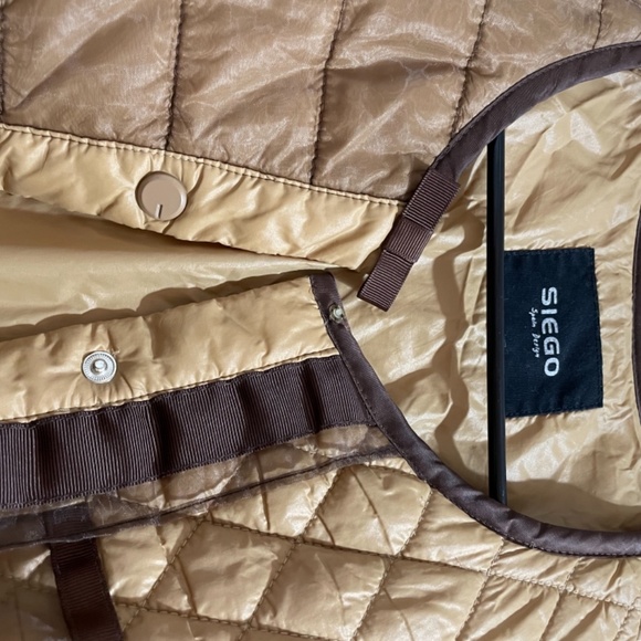 Quilted tan jacket with Organza details - Picture 4 of 5
